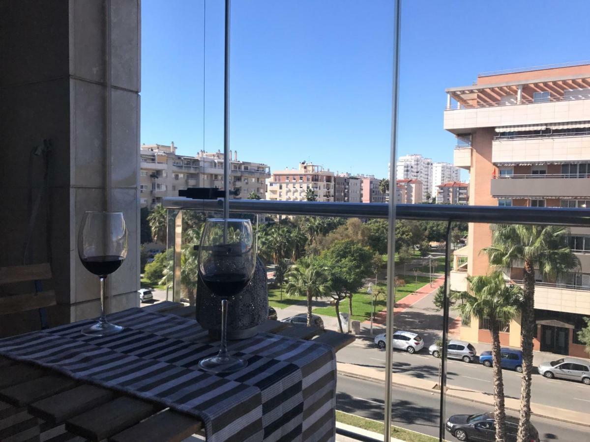 Apartamento Paseo Maritimo Antonio Banderas Málaga Buitenkant foto