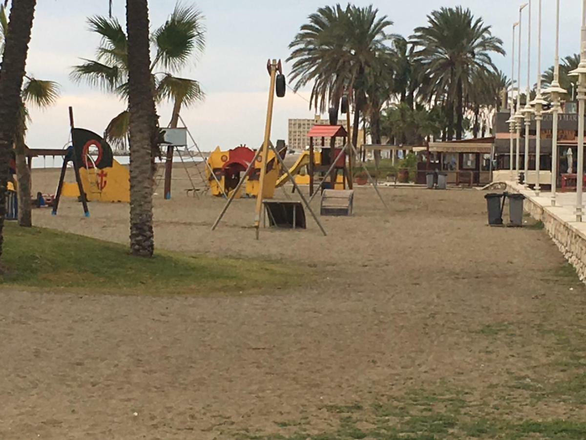 Apartamento Paseo Maritimo Antonio Banderas Málaga Buitenkant foto